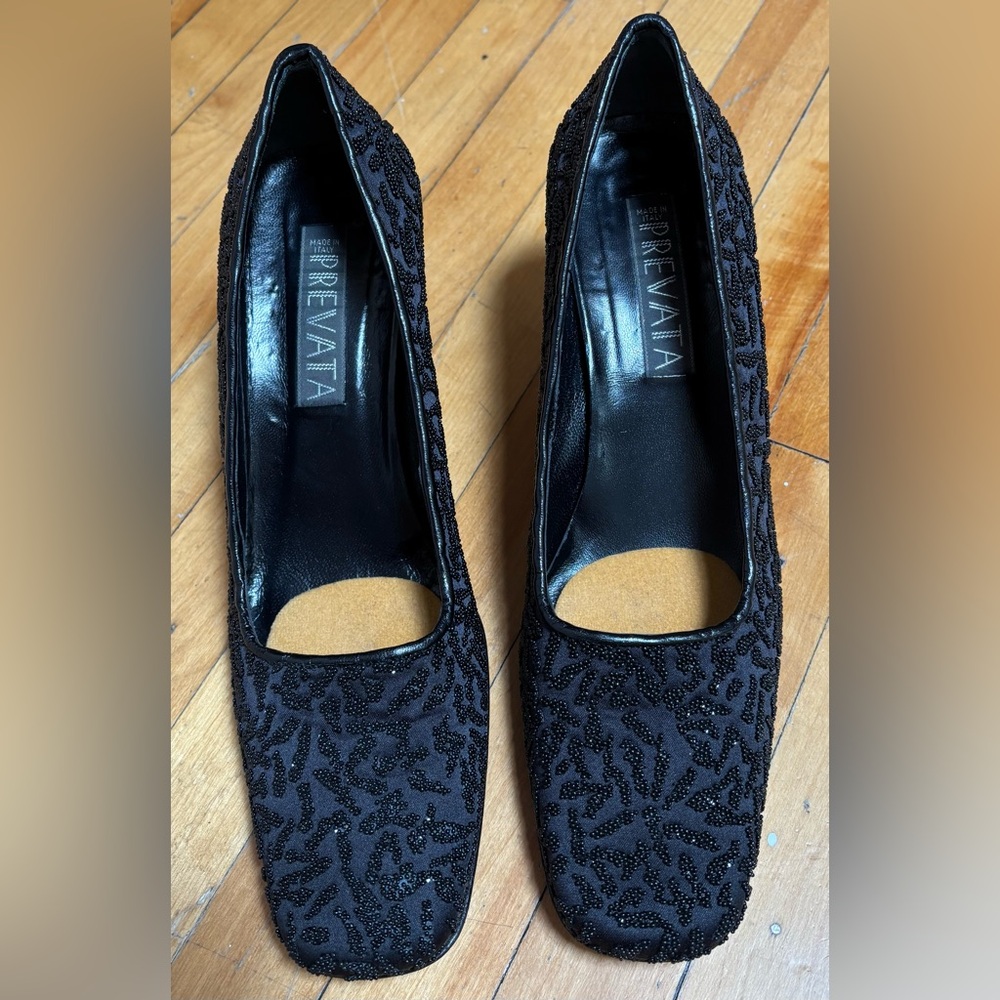 Prevata genuine leather beaded pumps